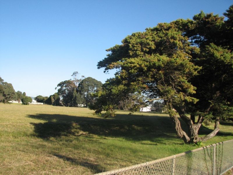 Old Sale Road, Newborough VIC 3825