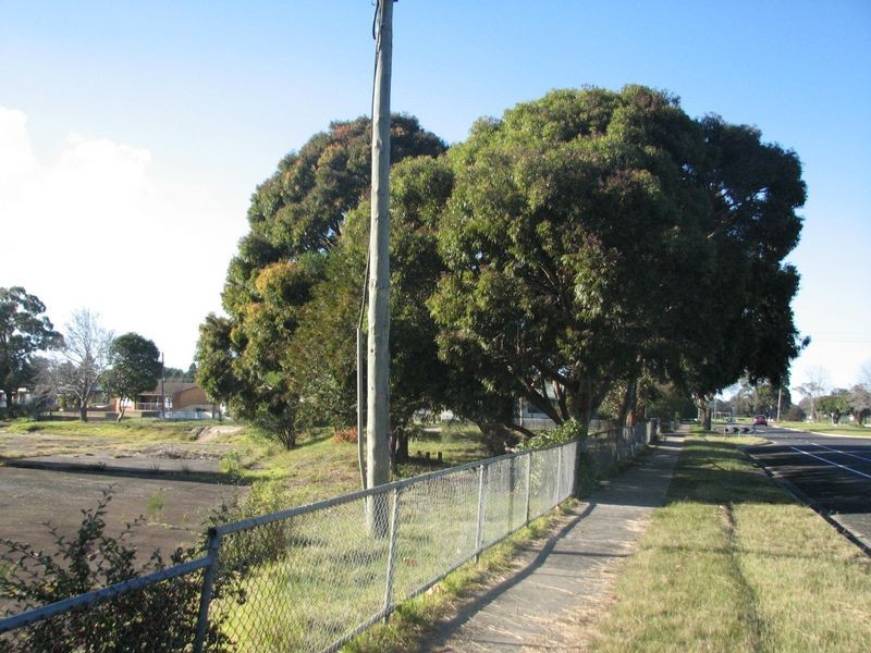 Old Sale Road, Newborough VIC 3825
