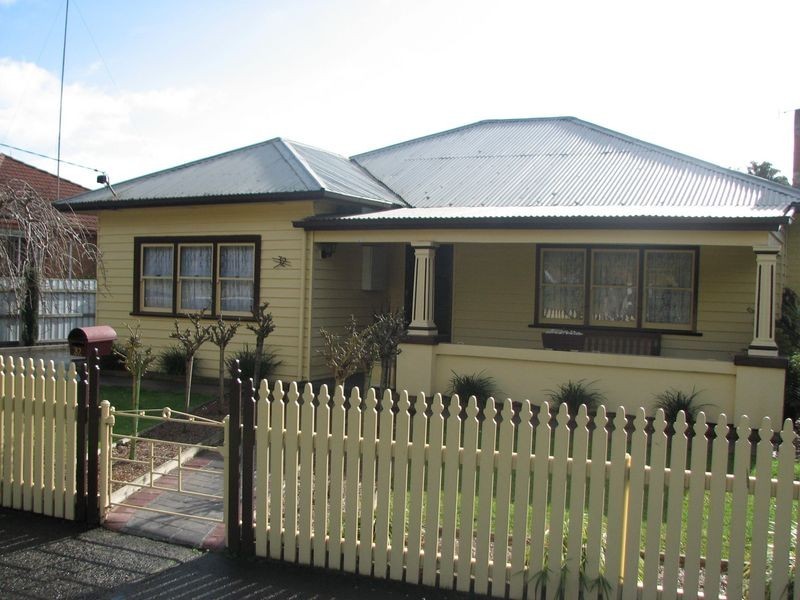 32 Haigh Street, Moe VIC 3825