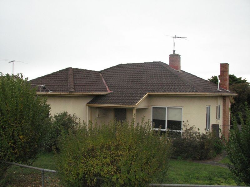 55 Elizabeth Street, Moe VIC 3825