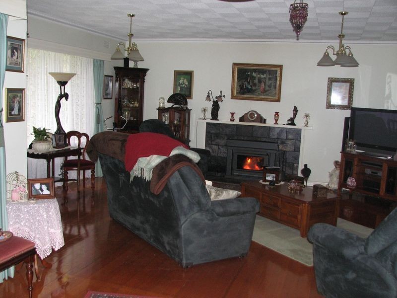 8 Kandra Road, Moe VIC 3825