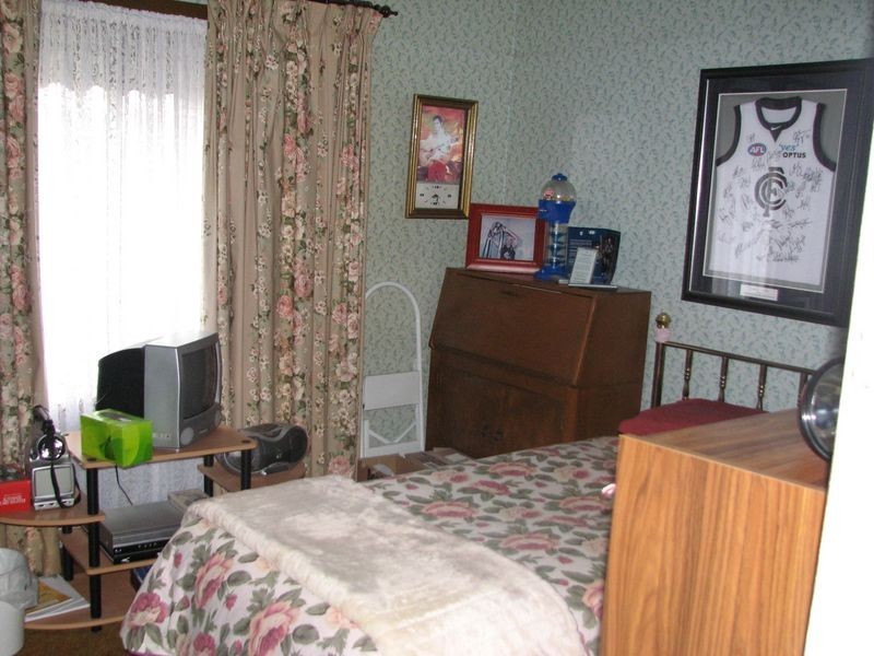 17 Bristol Street, Moe VIC 3825