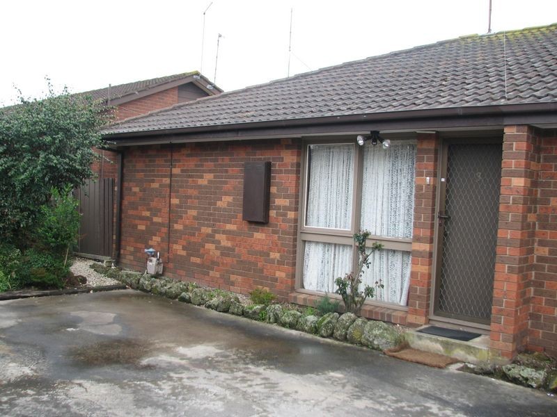 3/5 Hyland, Moe VIC 3825