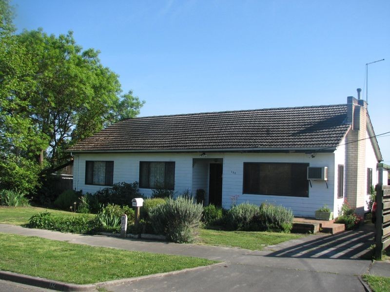 132 Service Road, Moe VIC 3825