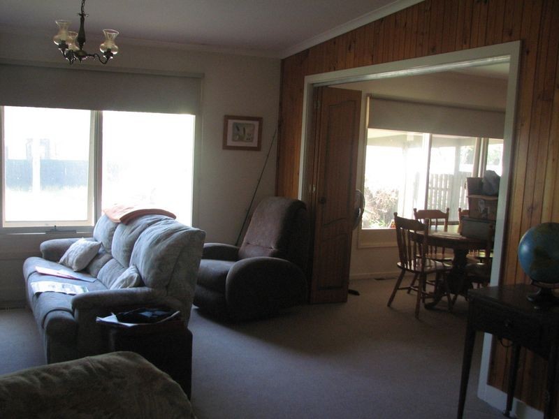 3 Robert Street, Moe VIC 3825