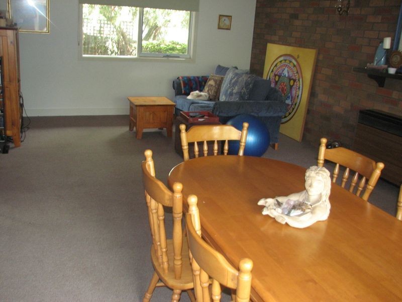 3 Robert Street, Moe VIC 3825