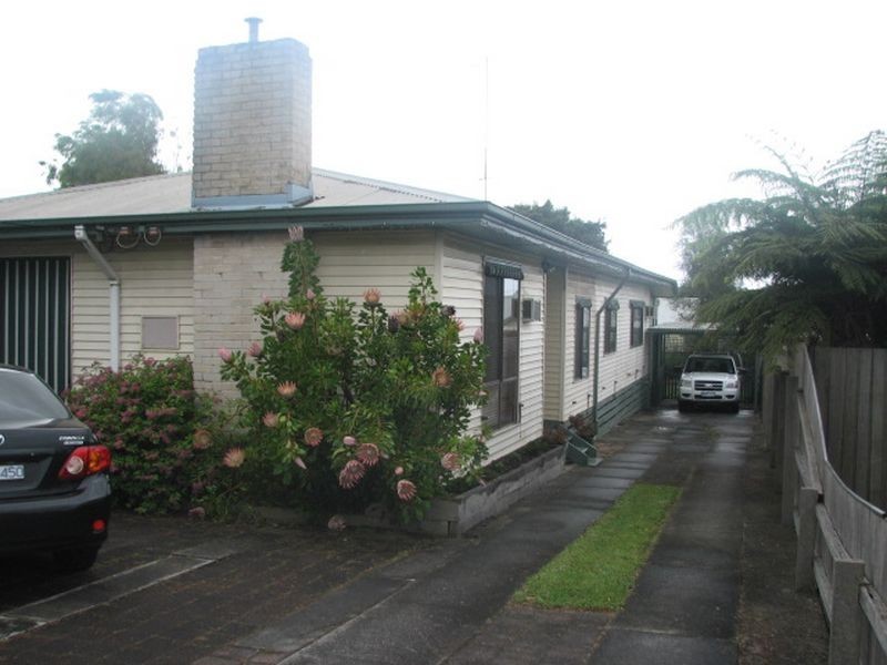 2 Philiips Street, Moe VIC 3825