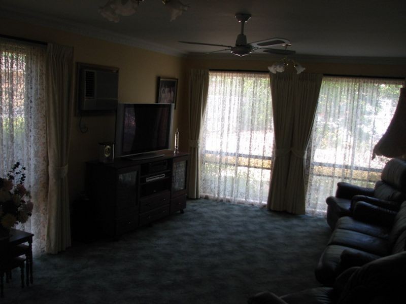 13 McMillan Court, Newborough VIC 3825