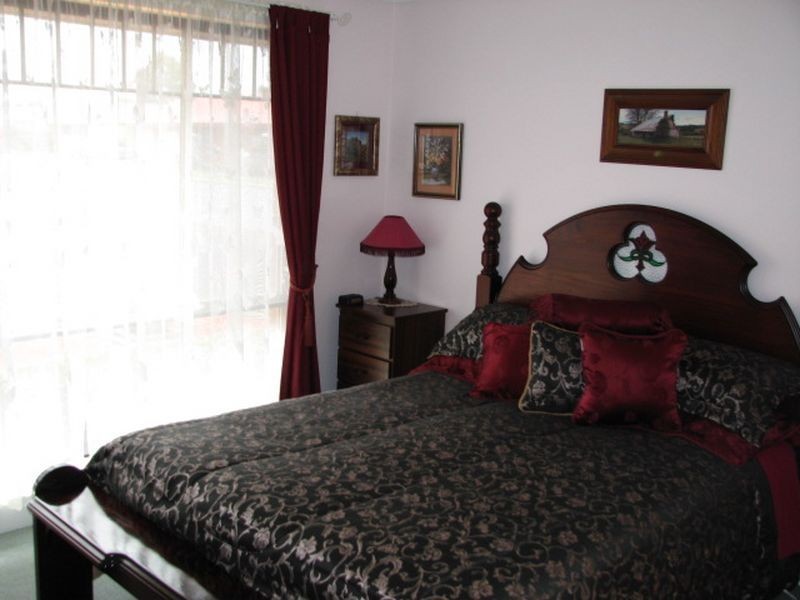 13 Hunter Street, Moe VIC 3825