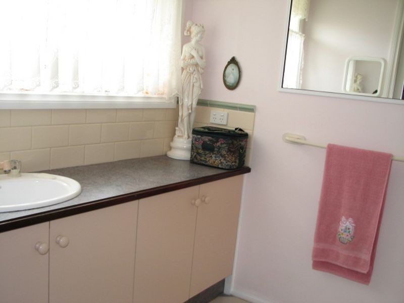 13 Hunter Street, Moe VIC 3825