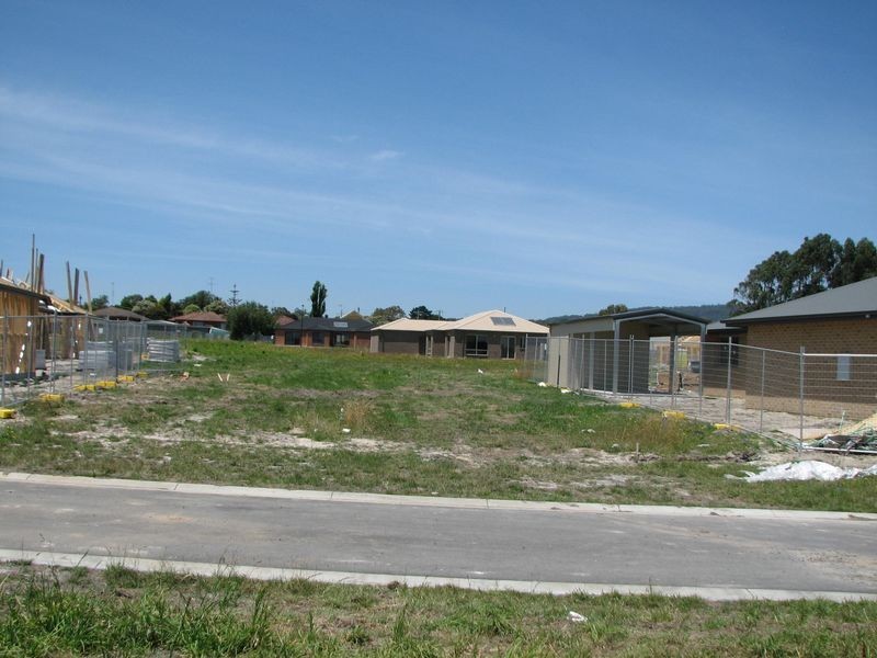 Lot 19 Sweetwater Place, Moe VIC 3825