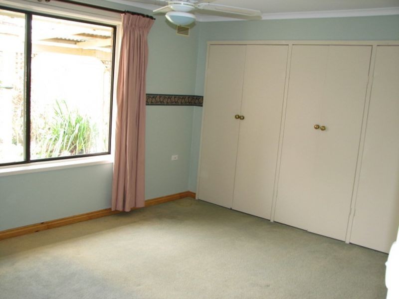 27 Castle Street, Moe VIC 3825