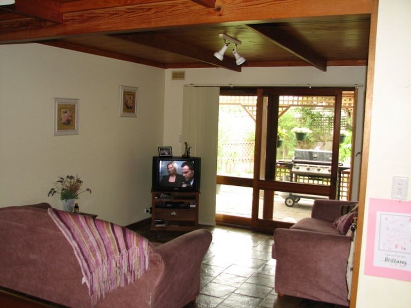 30 Randall Cresent, Moe VIC 3825