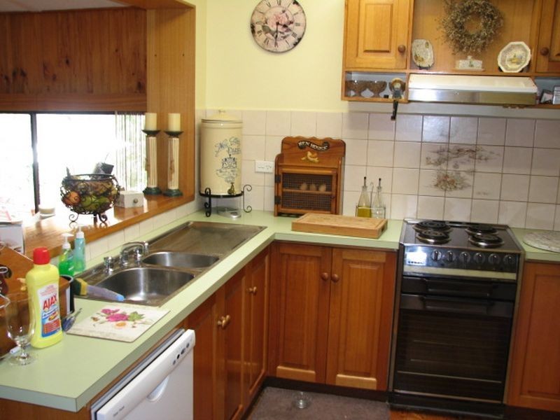 9 Lisle Street, Moe VIC 3825
