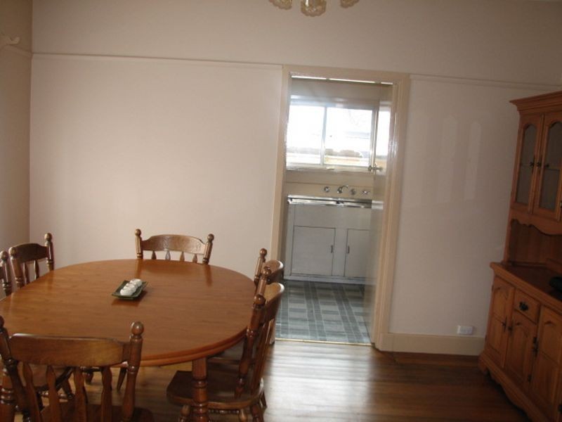 27 Ellinbank Street, Newborough VIC 3825