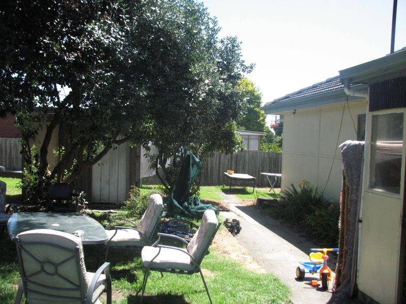 2-4 Stirling Street, Moe VIC 3825