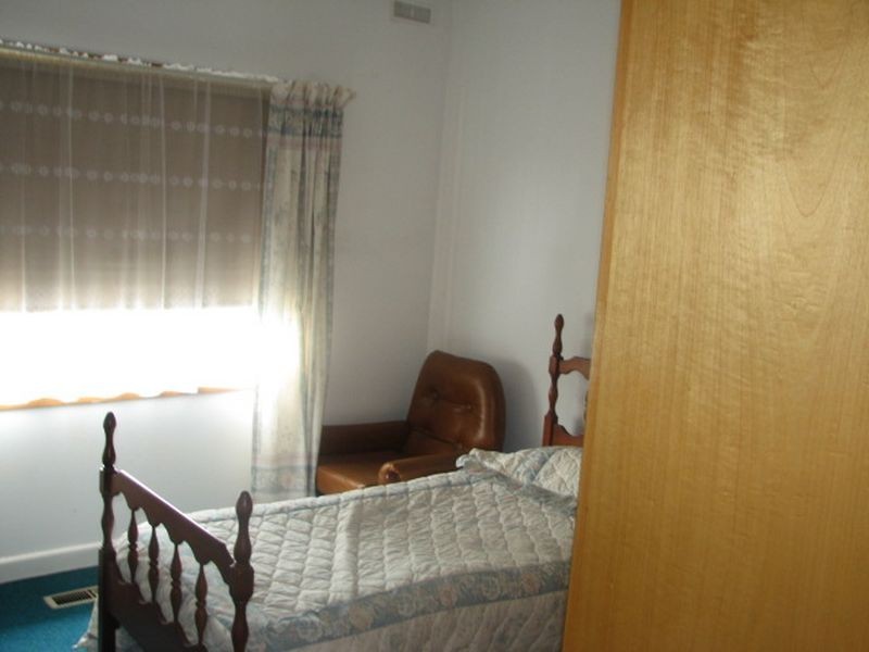 86 Hennessey Street, Moe VIC 3825