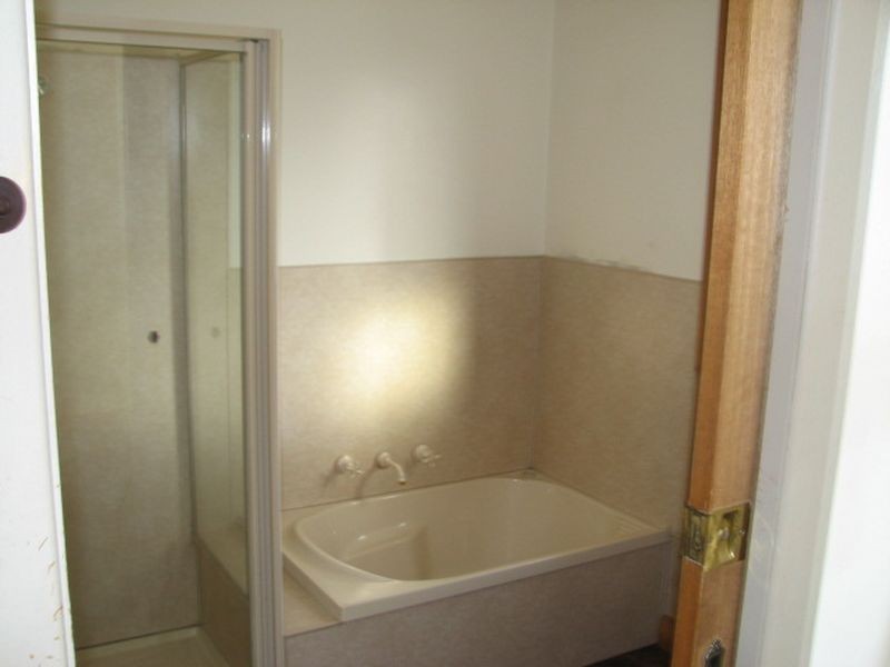 14 Coalville Road, Moe VIC 3825