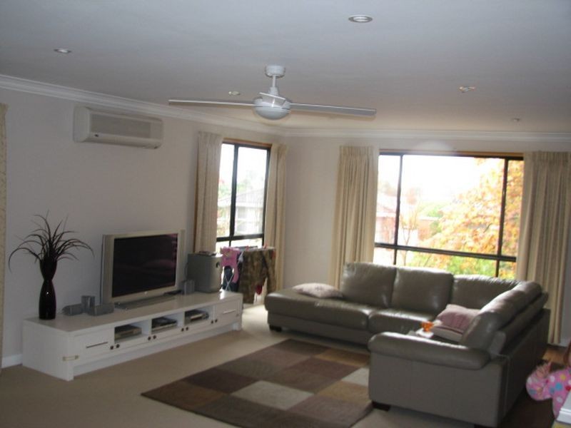 7 Powell Street, Newborough VIC 3825