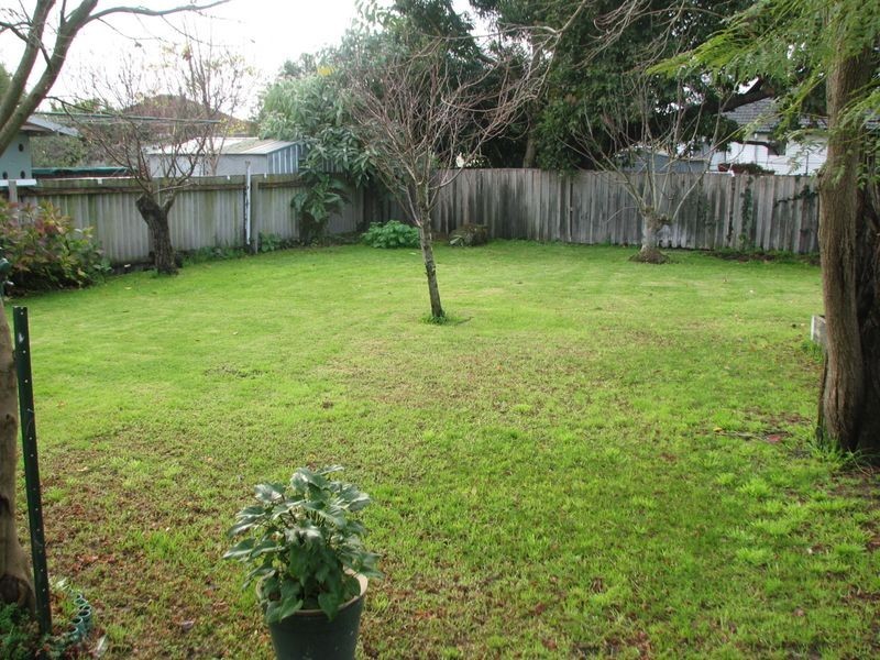 1 Wuttrich Street, Moe VIC 3825