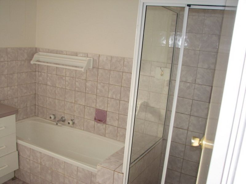 9 Avro Court, Moe VIC 3825