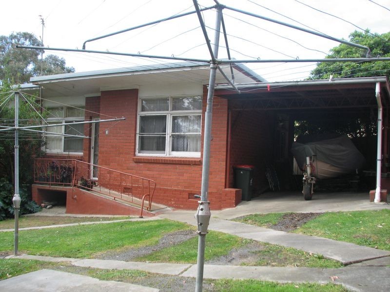 1 2 3 & 4/ Shanahan Parade, Newborough VIC 3825