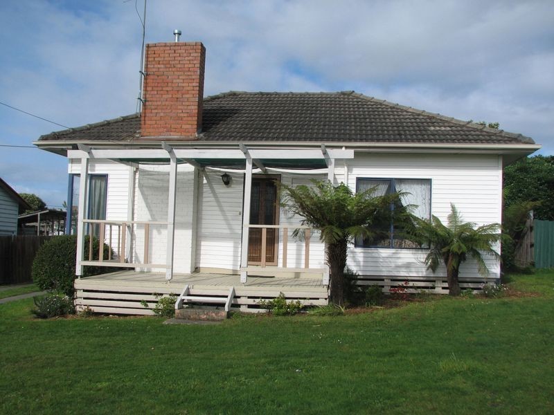 9 Pruden Street, Moe VIC 3825