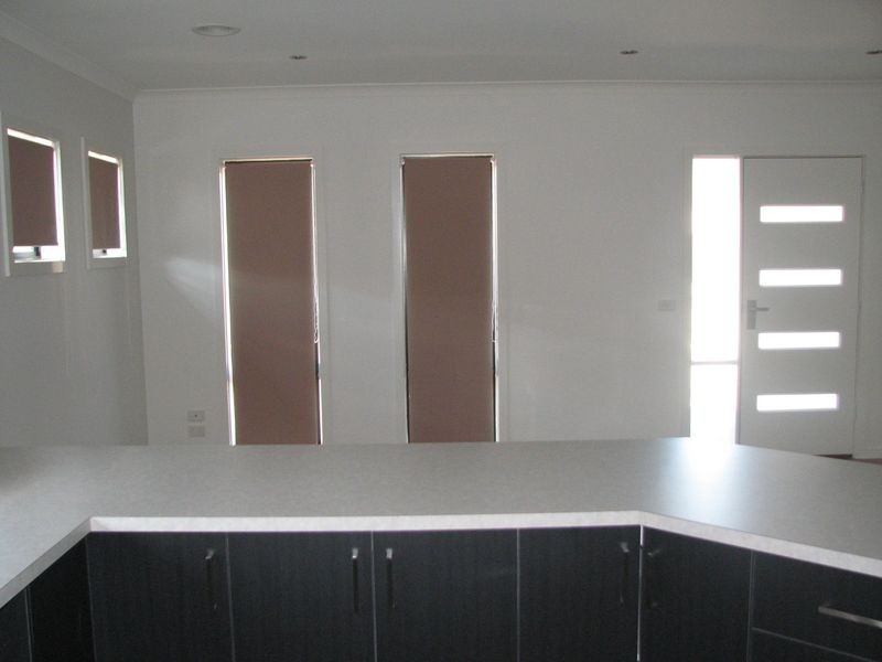 1A Sweetwater Place, Moe VIC 3825