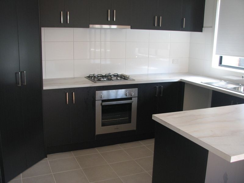 1B Sweetwater Place, Moe VIC 3825