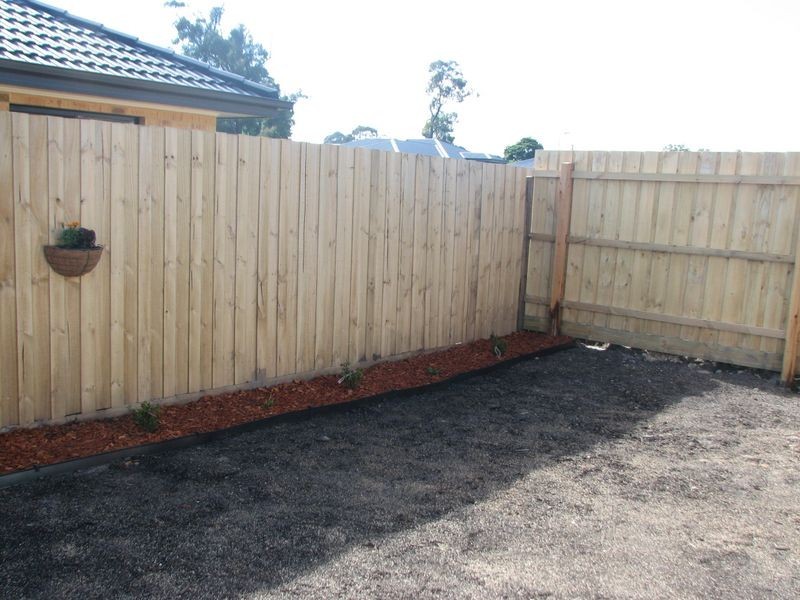 1B Sweetwater Place, Moe VIC 3825