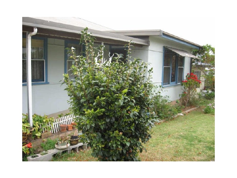 105 Wallace St, Nowra NSW 2541