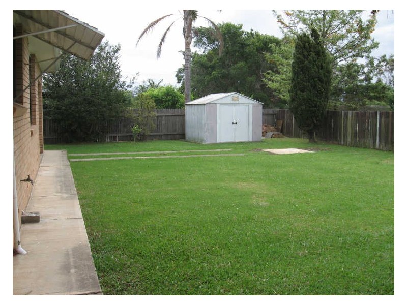 27 Amalfi Crescent, Nowra NSW 2541