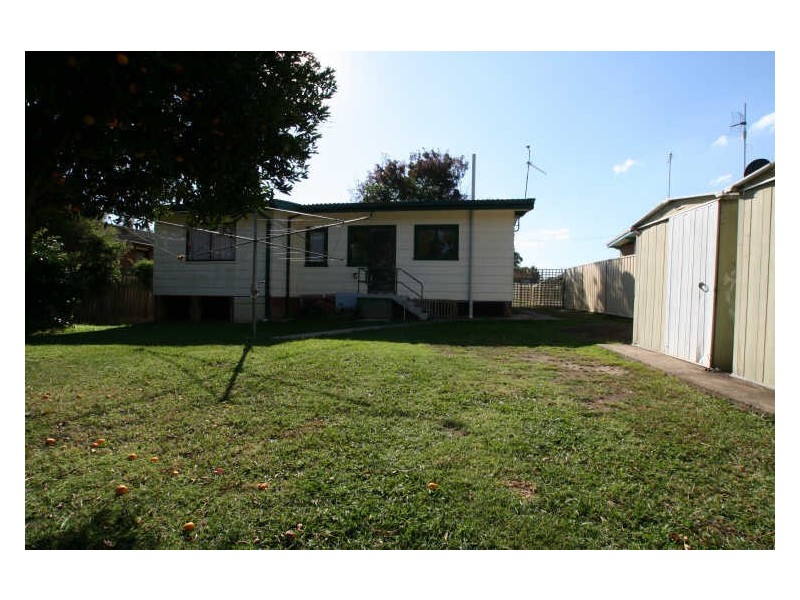 12 Quiberon Street, Nowra NSW 2541