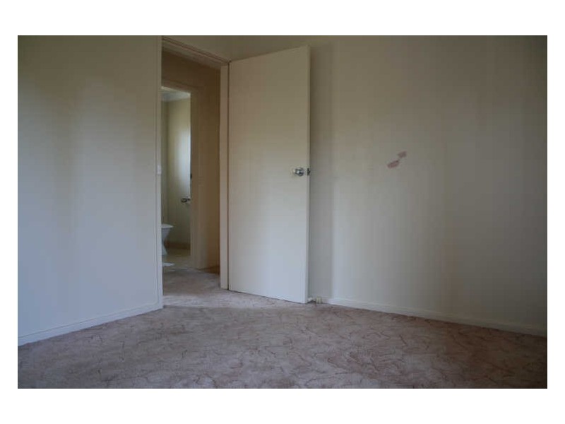 2/430 Princes Highway, Bomaderry NSW 2541