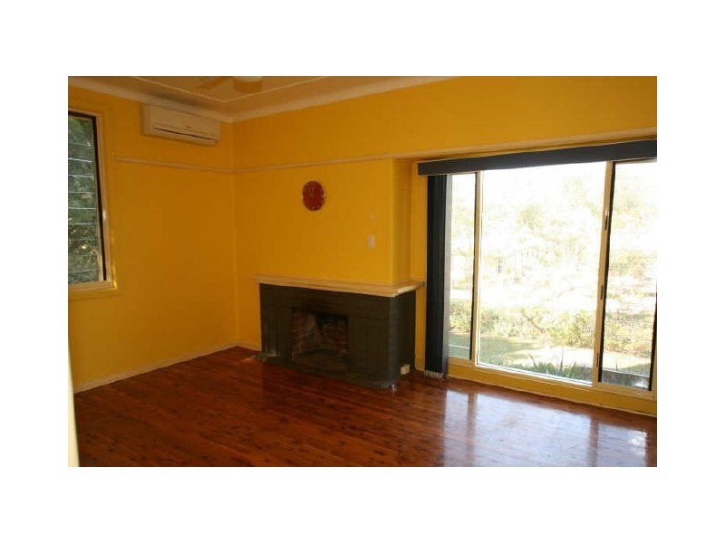 15 Oliver St, Nowra NSW 2541