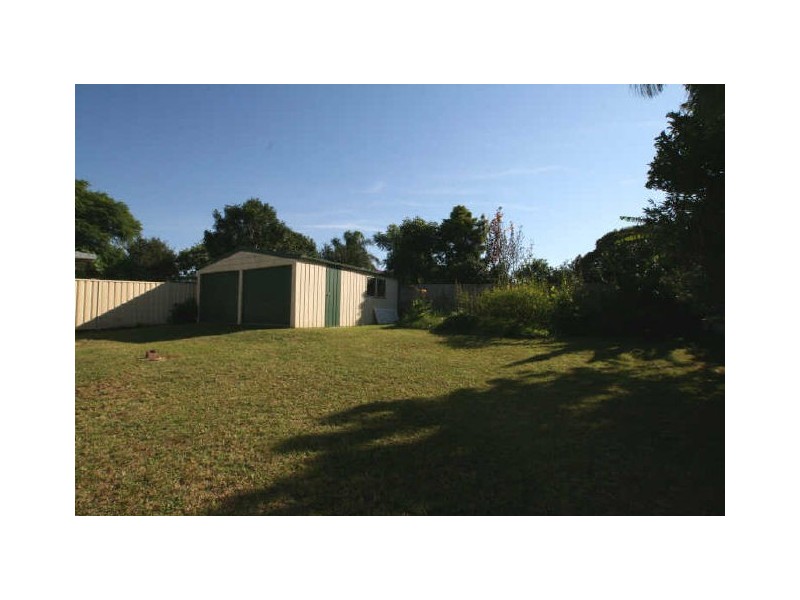 15 Oliver St, Nowra NSW 2541