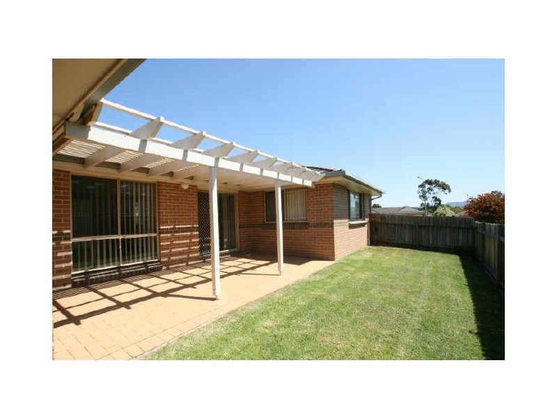 10 Illawarra Circuit, Worrigee NSW 2540