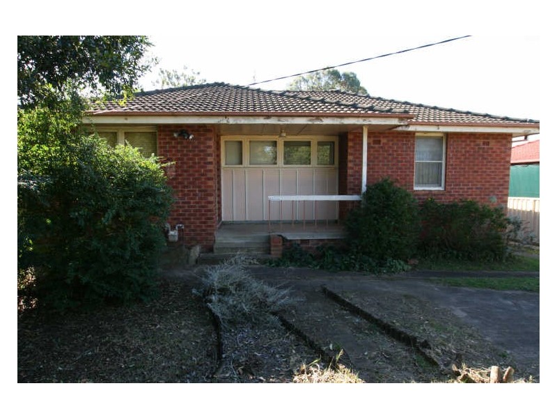 31 Quiberon Street, Nowra NSW 2541