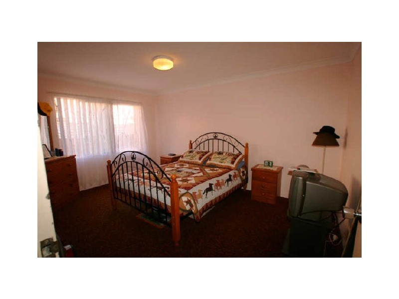 2/4-6 Morton Parade, Nowra NSW 2541