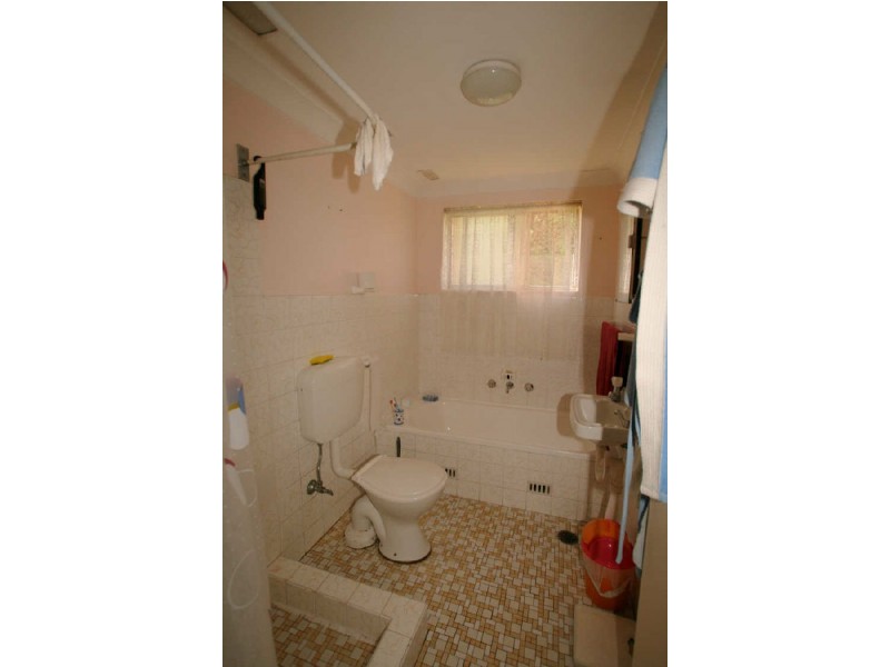 2/4-6 Morton Parade, Nowra NSW 2541