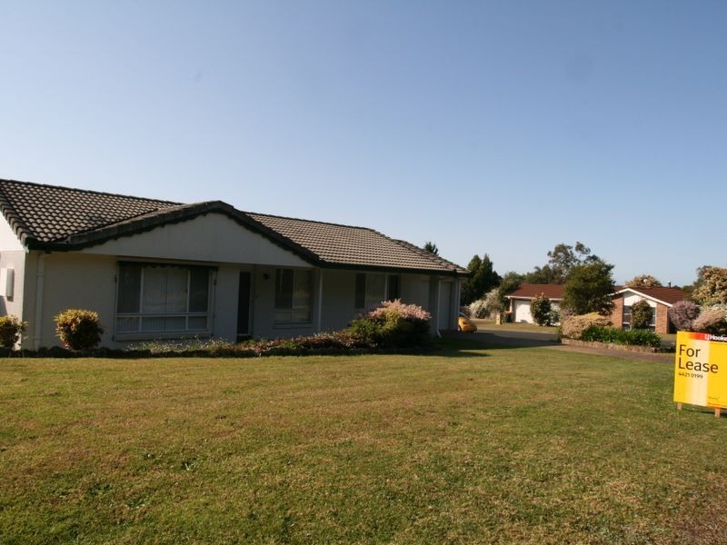 2 Shadel Street, North Nowra NSW 2541