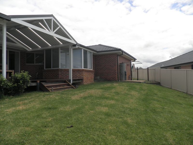 11 Myall Close, Worrigee NSW 2540