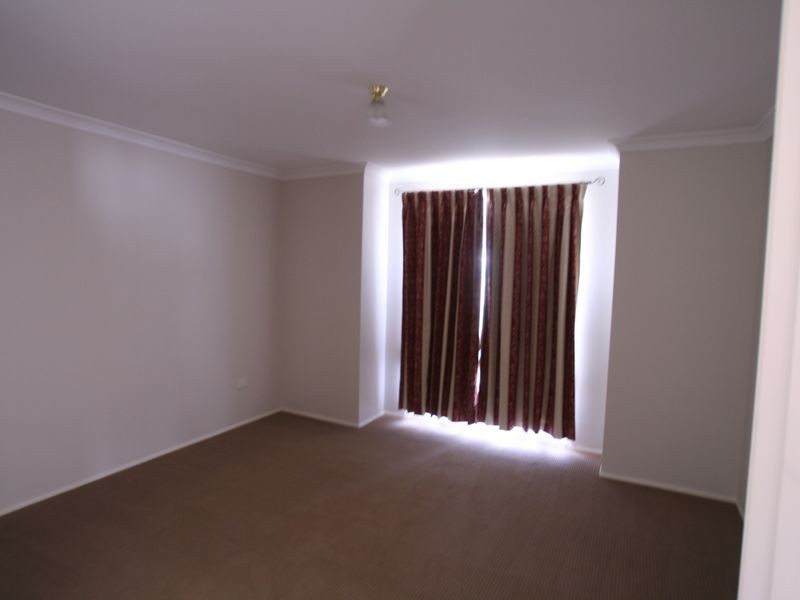 11 Myall Close, Worrigee NSW 2540