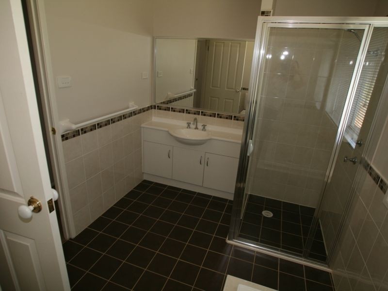 11 Myall Close, Worrigee NSW 2540