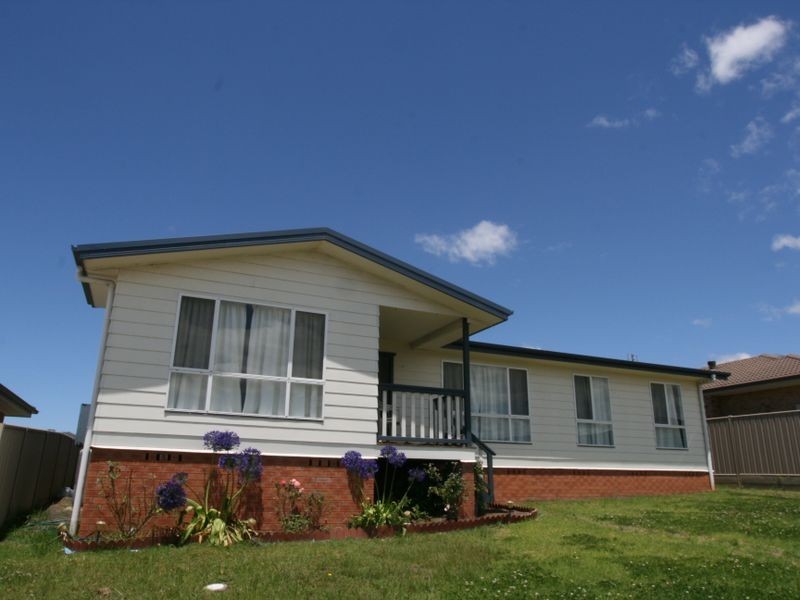 17 Riveroak Street, Worrigee NSW 2540