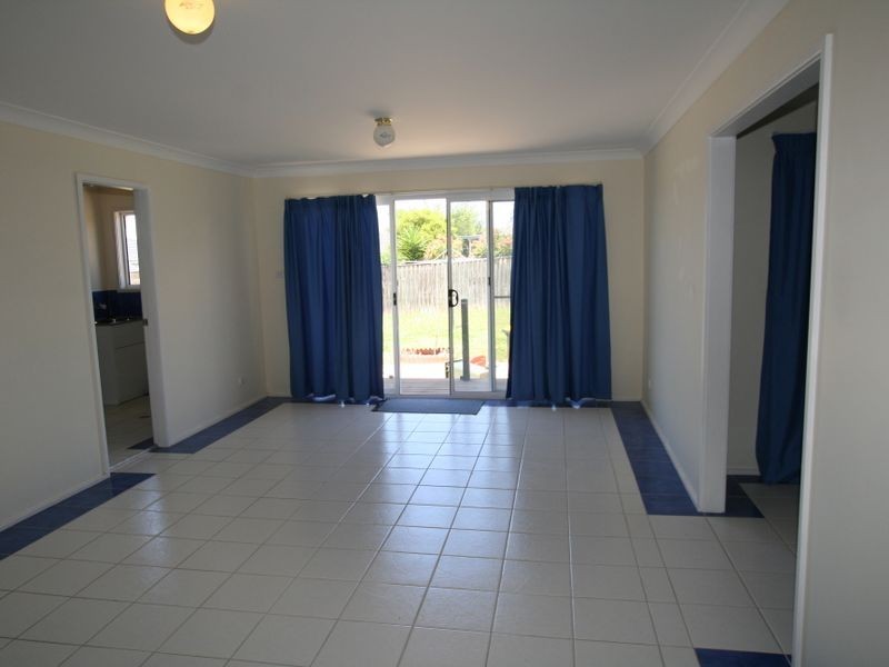17 Riveroak Street, Worrigee NSW 2540
