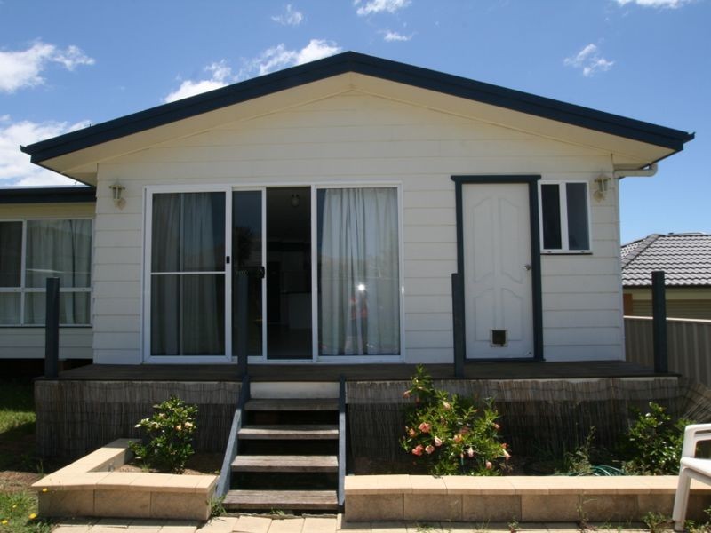 17 Riveroak Street, Worrigee NSW 2540