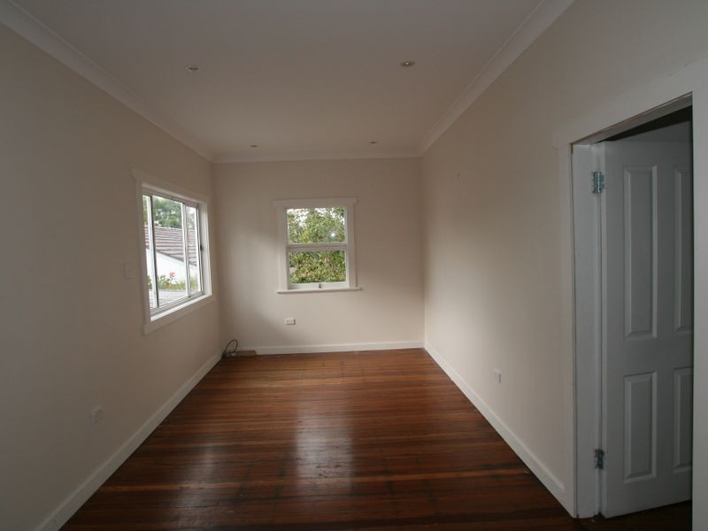 12 Karowa Street, Bomaderry NSW 2541