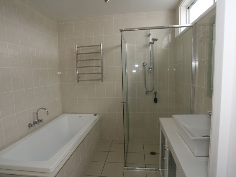 12 Karowa Street, Bomaderry NSW 2541