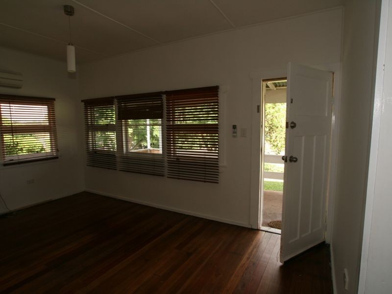 12 Karowa Street, Bomaderry NSW 2541